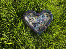 Load image into Gallery viewer, Heart Ashtray